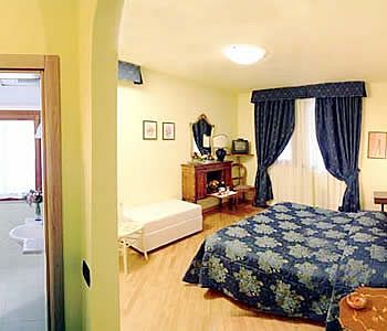 Hotel Ristorante Piccolo Chianti 3*